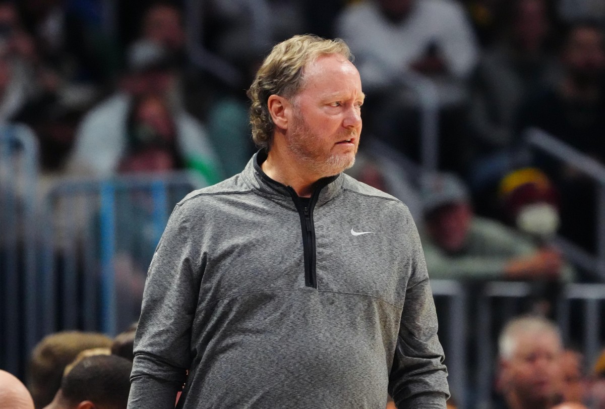 Milwaukee Bucks head coach Mike Budenholzer